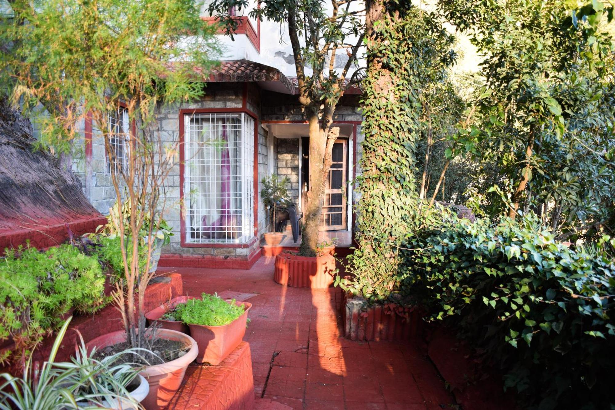 The Canadian Woods Resort Nainital Camera foto